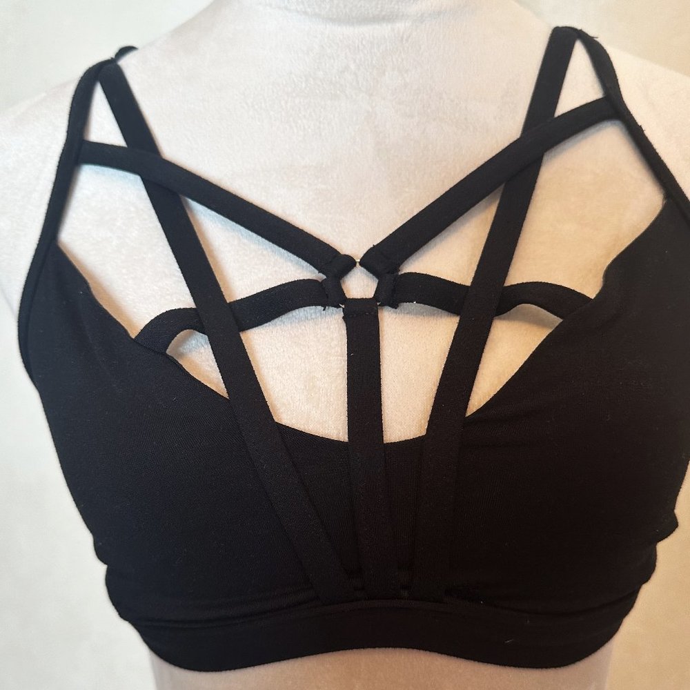 Bombshell Sportswear - Envy Sports Bra - Black - Size L.